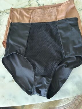NWOT 100%SpandexHigh Waist Shaping Briefs - SZ S. C:980A 5/27/26